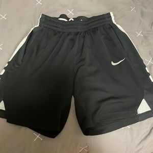 Boy’s Nike basketball shorts